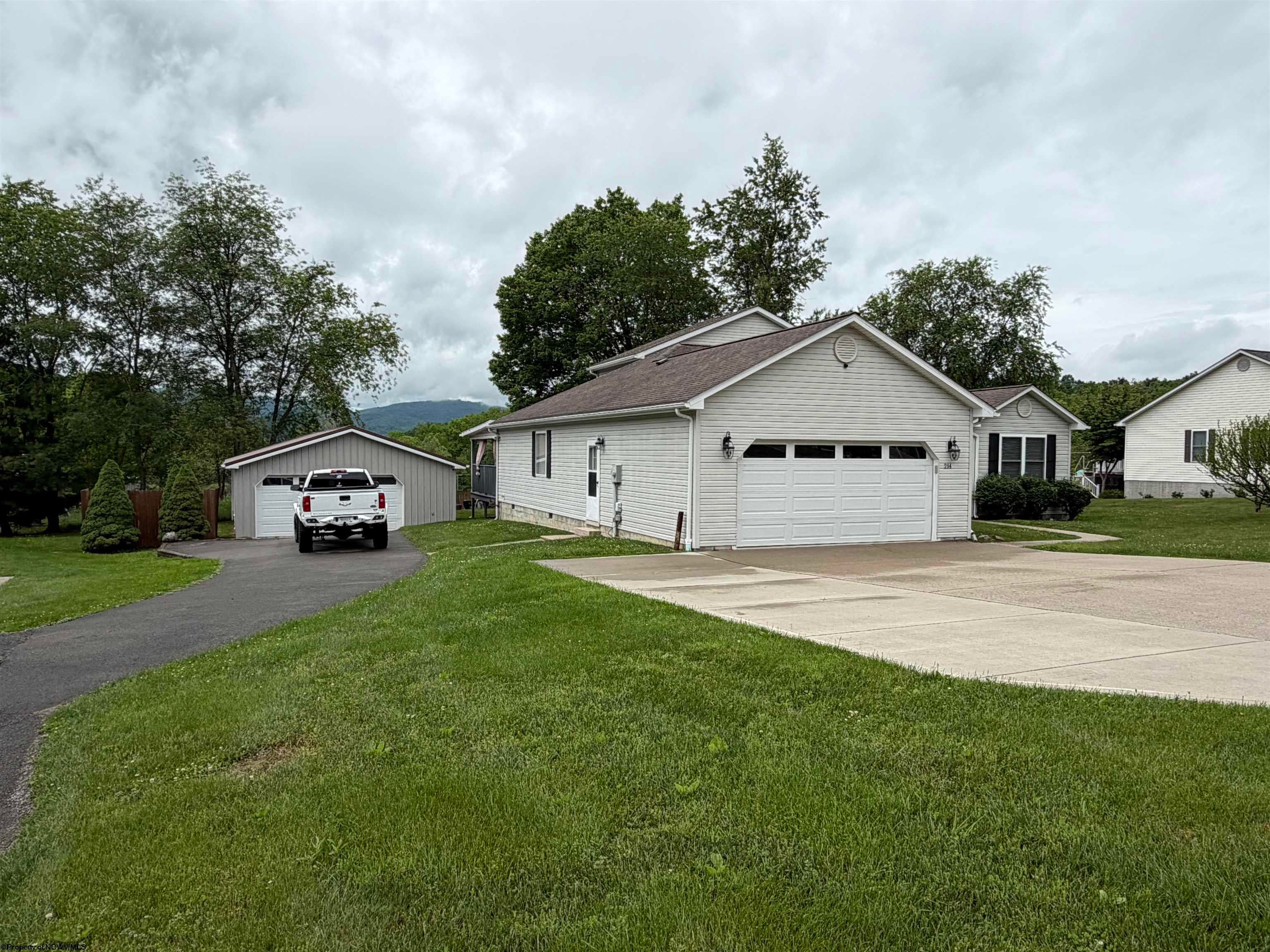 214 Edgewood Ests Road Beverly, WV 26253 - Photo 2 of 44 Gallery Image 2