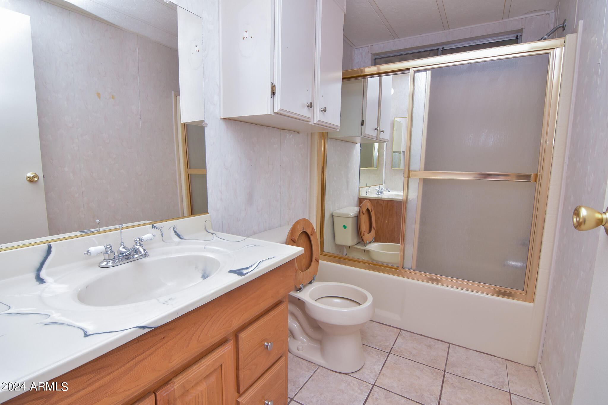723 Finnie Flat Road, Unit 65 Camp Verde, AZ 86322 - Photo 15 of 28 Guest Bathroom