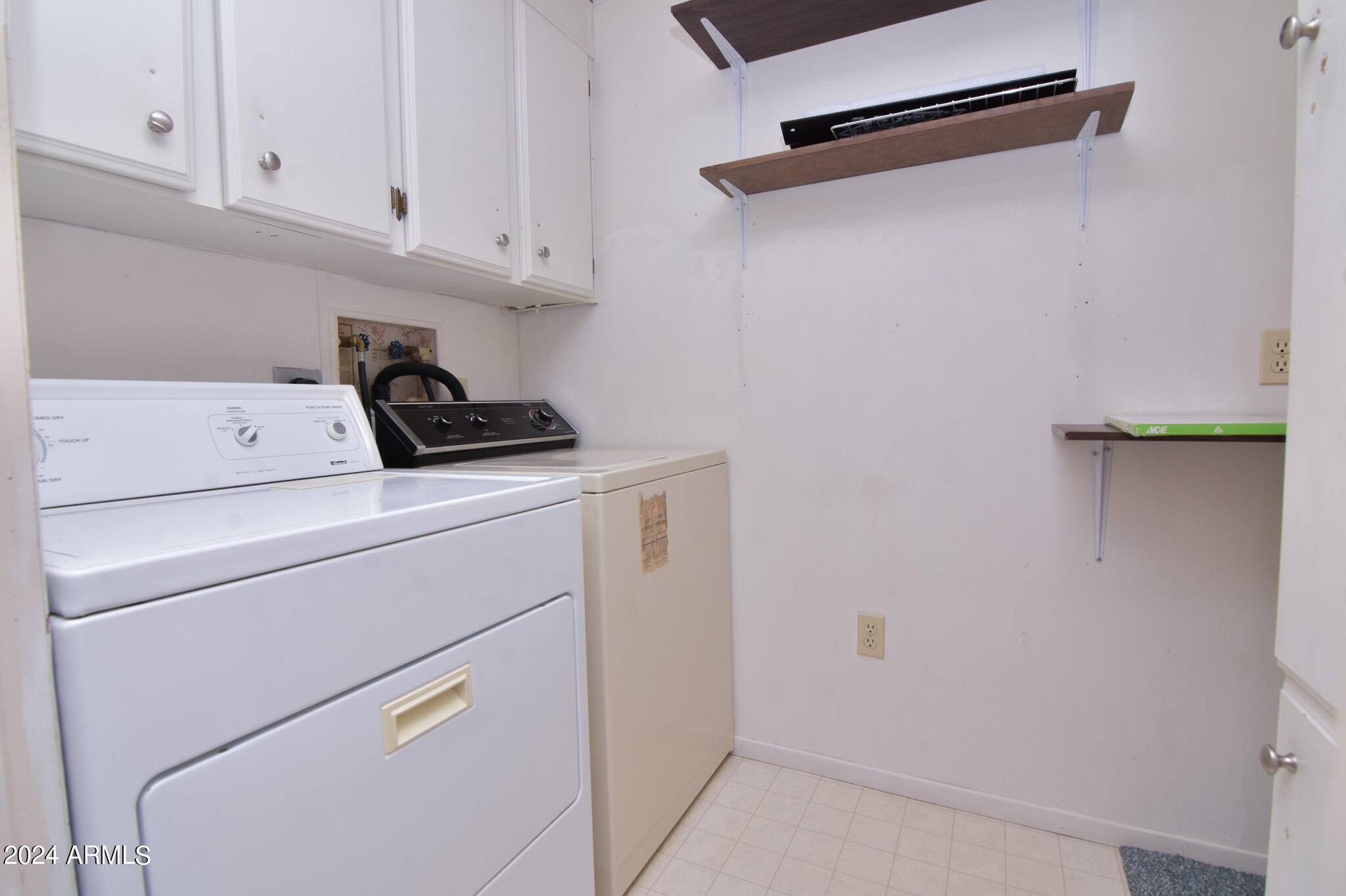723 Finnie Flat Road, Unit 65 Camp Verde, AZ 86322 - Photo 20 of 28 Laundry Room