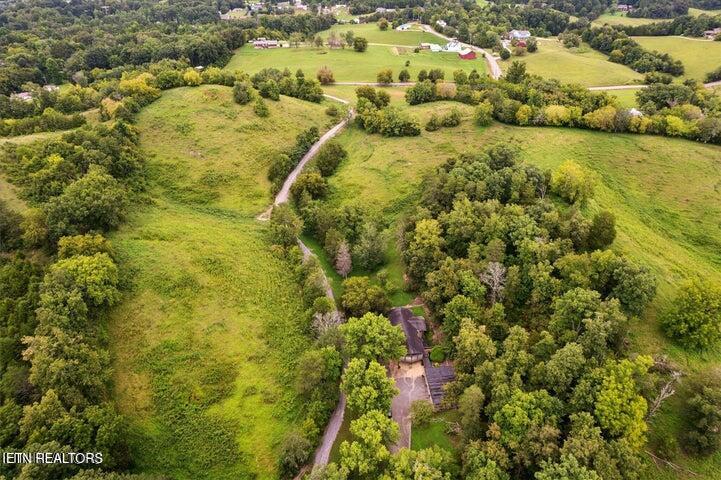 1356 Jayell Road Sevierville, TN 37862 - Photo 58 of 59 Amazing Property