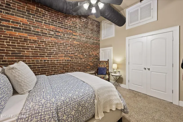 $525,000 | 130 West Jackson Avenue, Unit 302, Knoxville, TN 37902