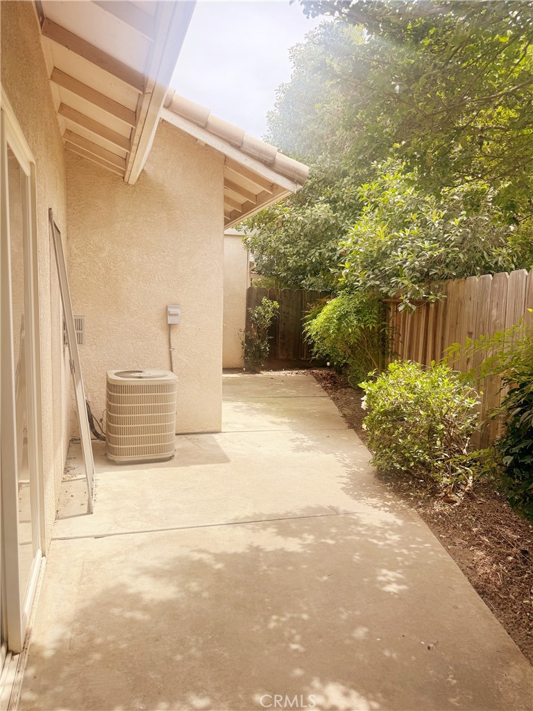 672 Gateway Circle Merced, CA 95340 - Photo 16 of 18