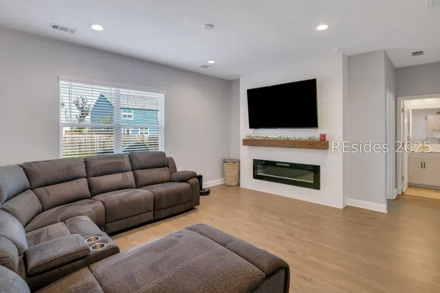 $550,000 | 62 Dudley Avenue, Bluffton, SC 29909