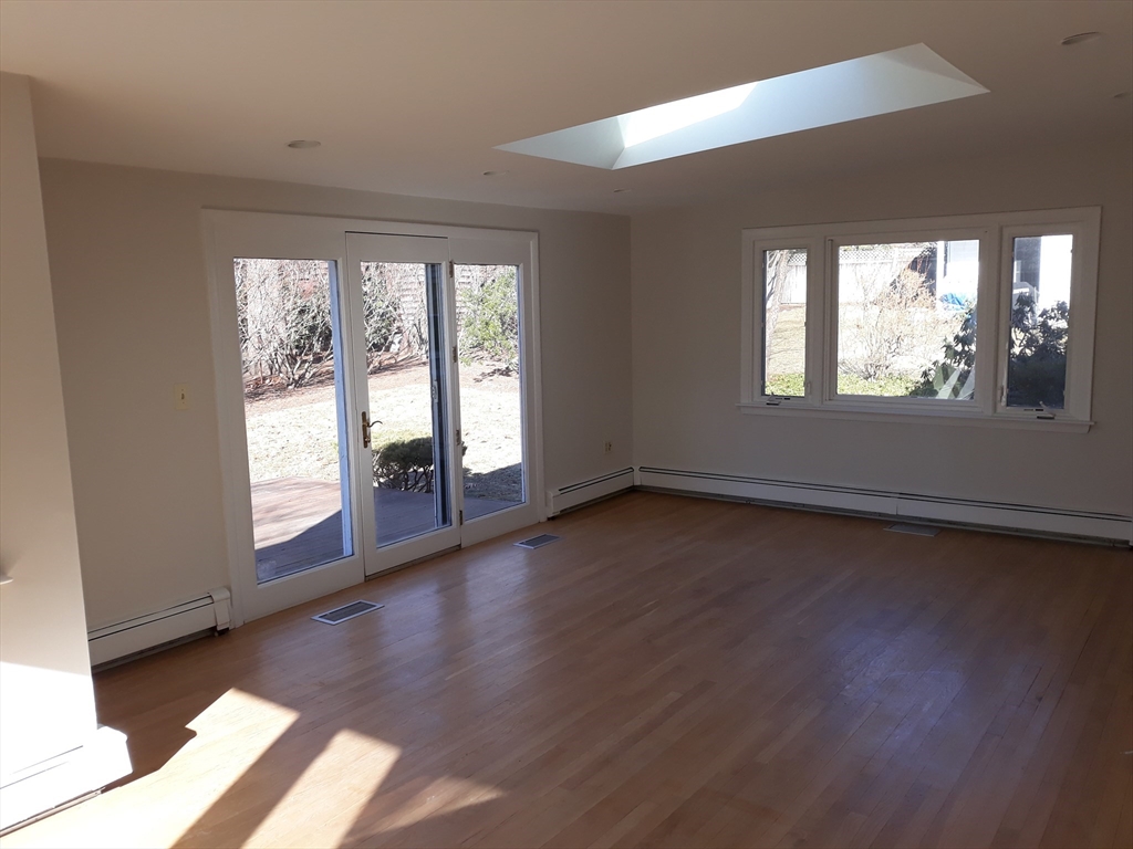 133 Winslow Road, Unit 133 Waban, MA 02468 - Photo 8 of 27