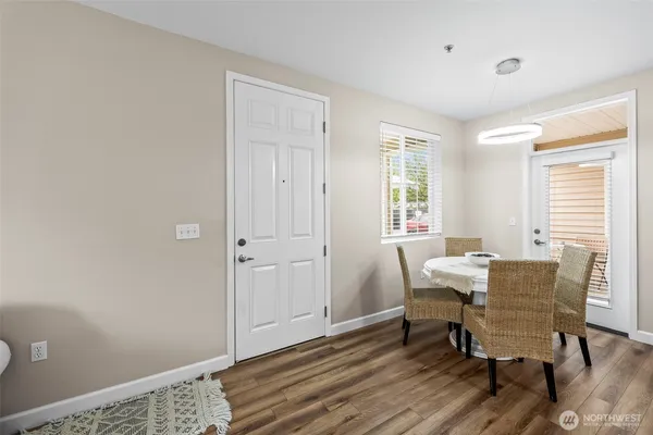 $349,995 | 10016 186th Place East, Unit 104, Puyallup, WA 98375