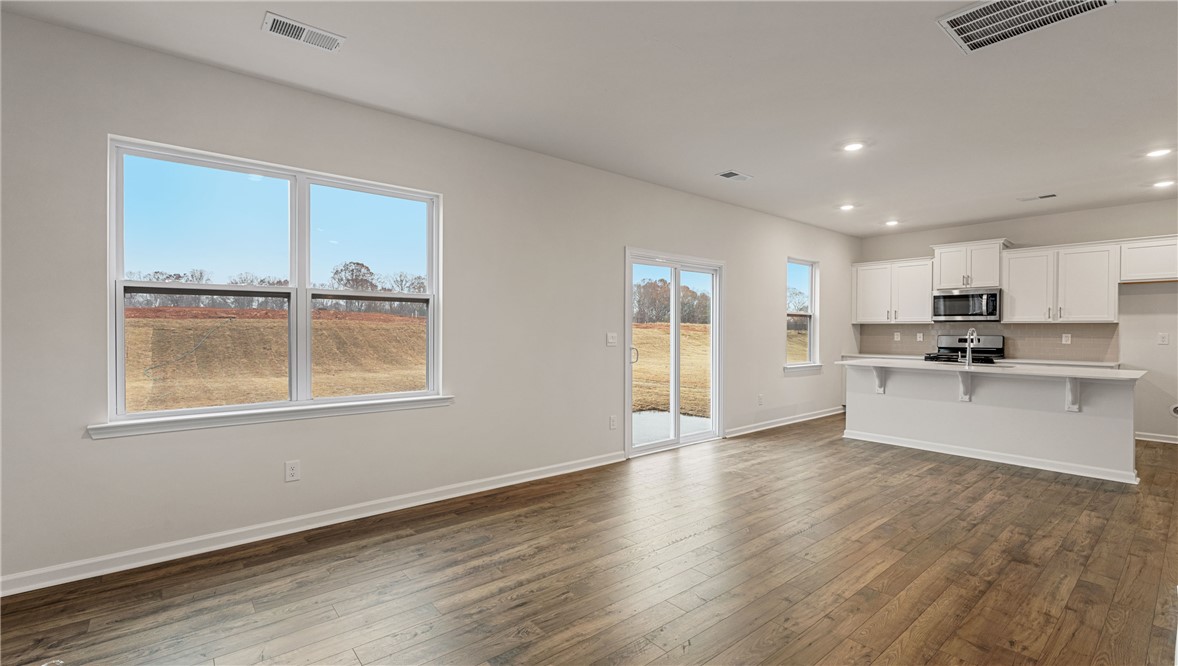 332 Glass Road Piedmont, SC 29673 - Photo 13 of 32