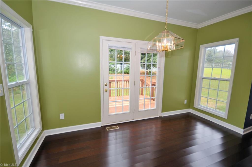 6106 High View Road Greensboro, NC 27410 - Photo 15 of 30