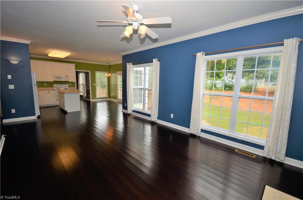 6106 High View Road Greensboro, NC 27410 - Photo 24 of 30