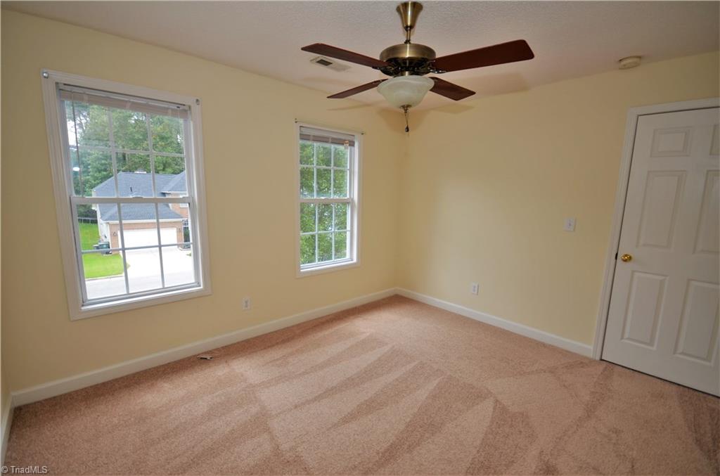 6106 High View Road Greensboro, NC 27410 - Photo 26 of 30