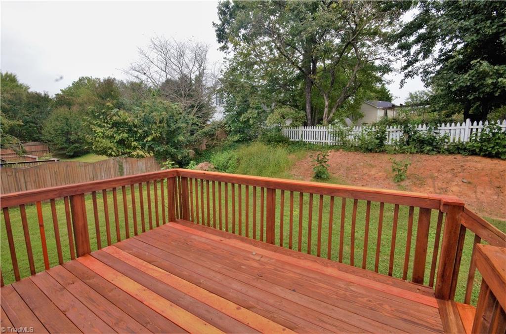 6106 High View Road Greensboro, NC 27410 - Photo 6 of 30
