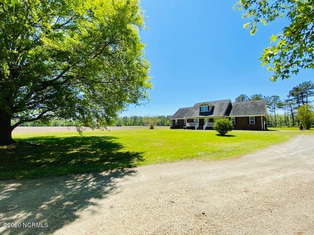 190 Cyrus Pollard Road Newport, NC 28570 - Photo 2 of 38 Front