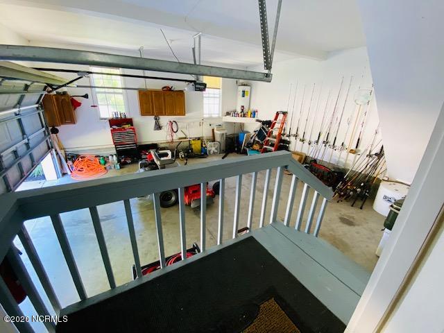 190 Cyrus Pollard Road Newport, NC 28570 - Photo 29 of 38 Garage