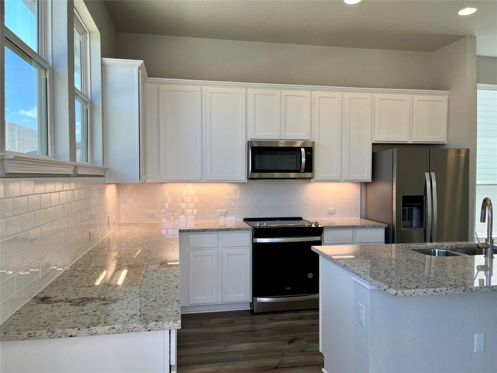 320 Creek Road, Unit 301 Dripping Springs, TX 78620 - Photo 5 of 15