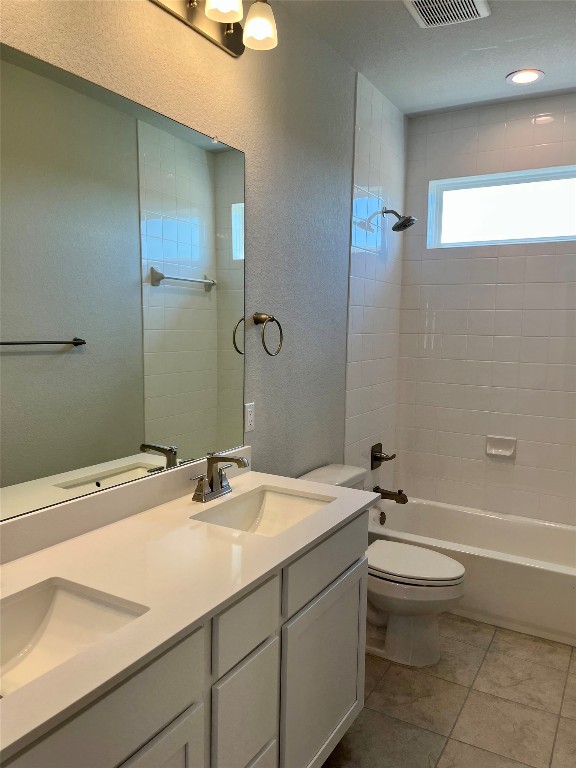 320 Creek Road, Unit 301 Dripping Springs, TX 78620 - Photo 10 of 15 Secondary bath