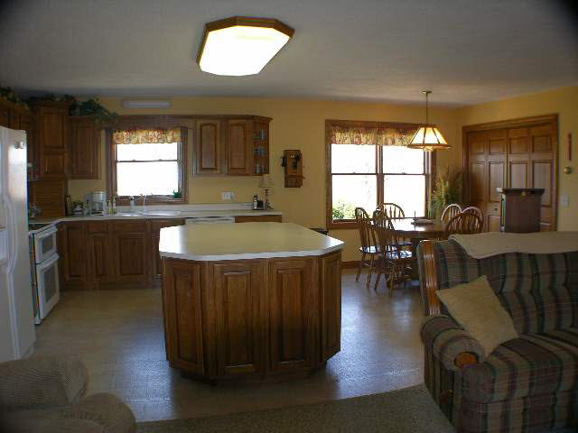 5250 East 450 North Rochester, IN 46975 - Photo 3 of 9