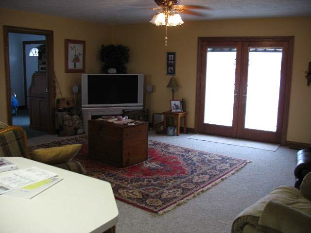 5250 East 450 North Rochester, IN 46975 - Photo 8 of 9