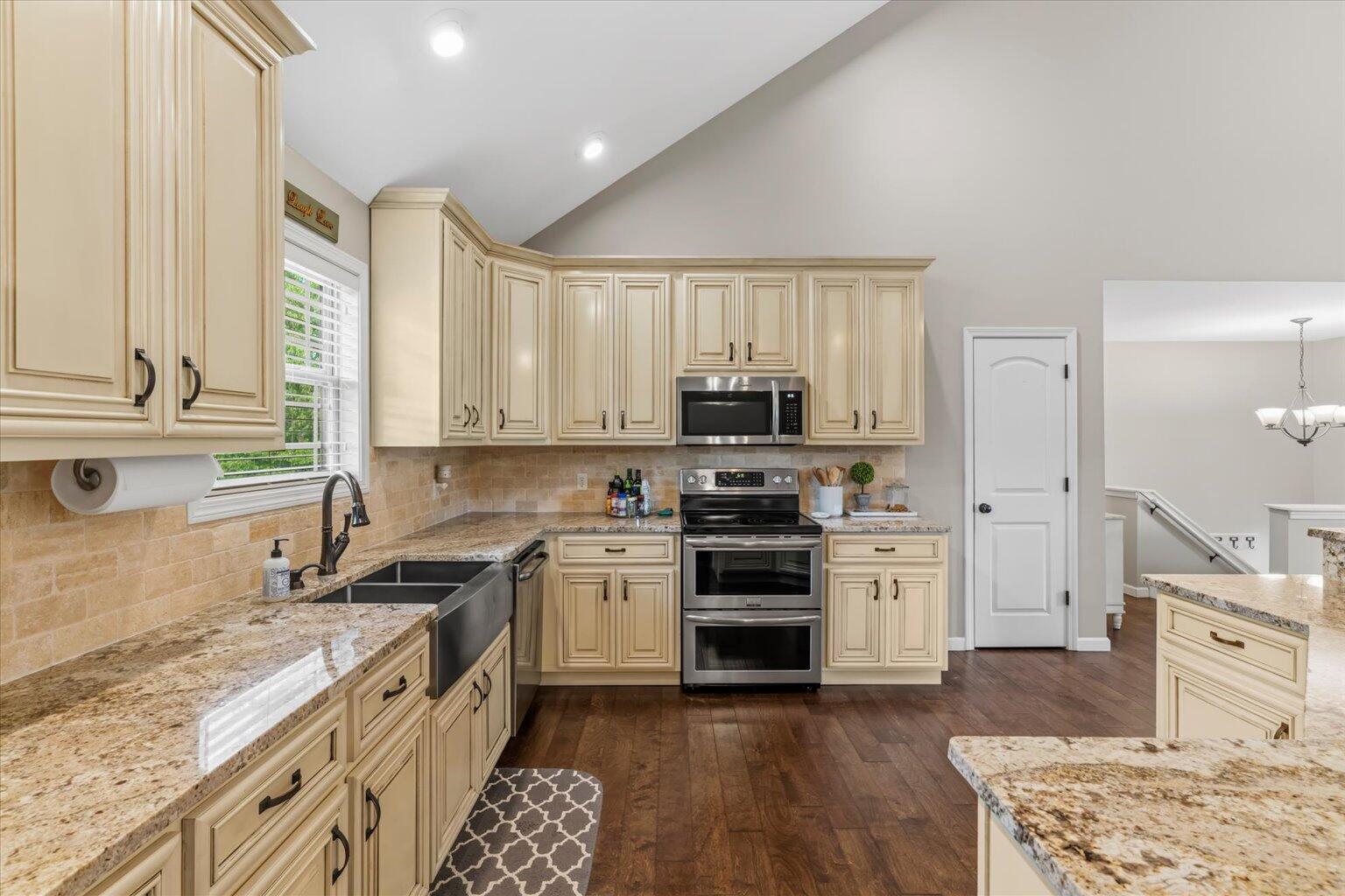 1065 Country Meadows Lane Dalton, GA 30721 - Photo 19 of 62 19-DSC07466