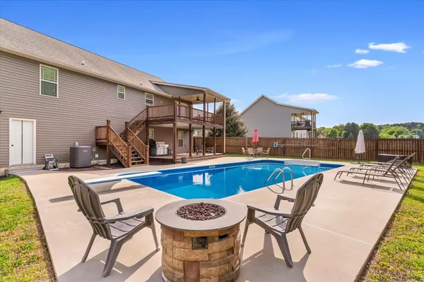 $475,000 | 1065 Country Meadows Lane, Dalton, GA 30721