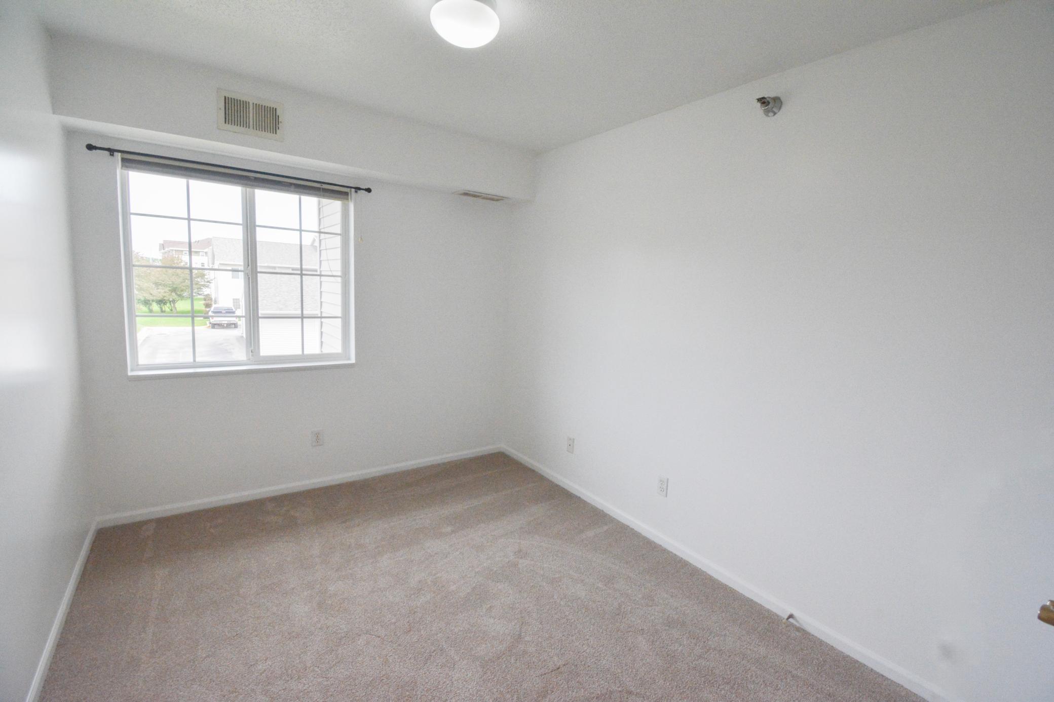 2094 11th Avenue Southeast, Unit D Rochester, MN 55904 - Photo 9 of 10
