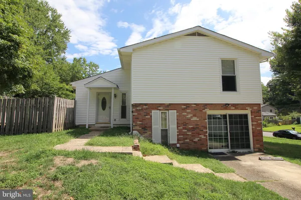 $3,200 | 6215 Gemini Court, Burke, VA 22015