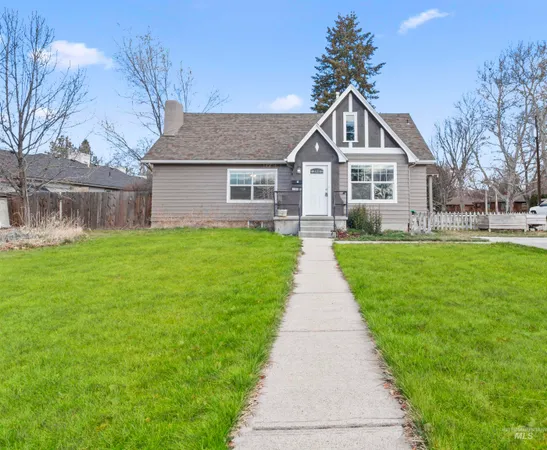 $569,900 | 3500 West Overland Road, Boise, ID 83705