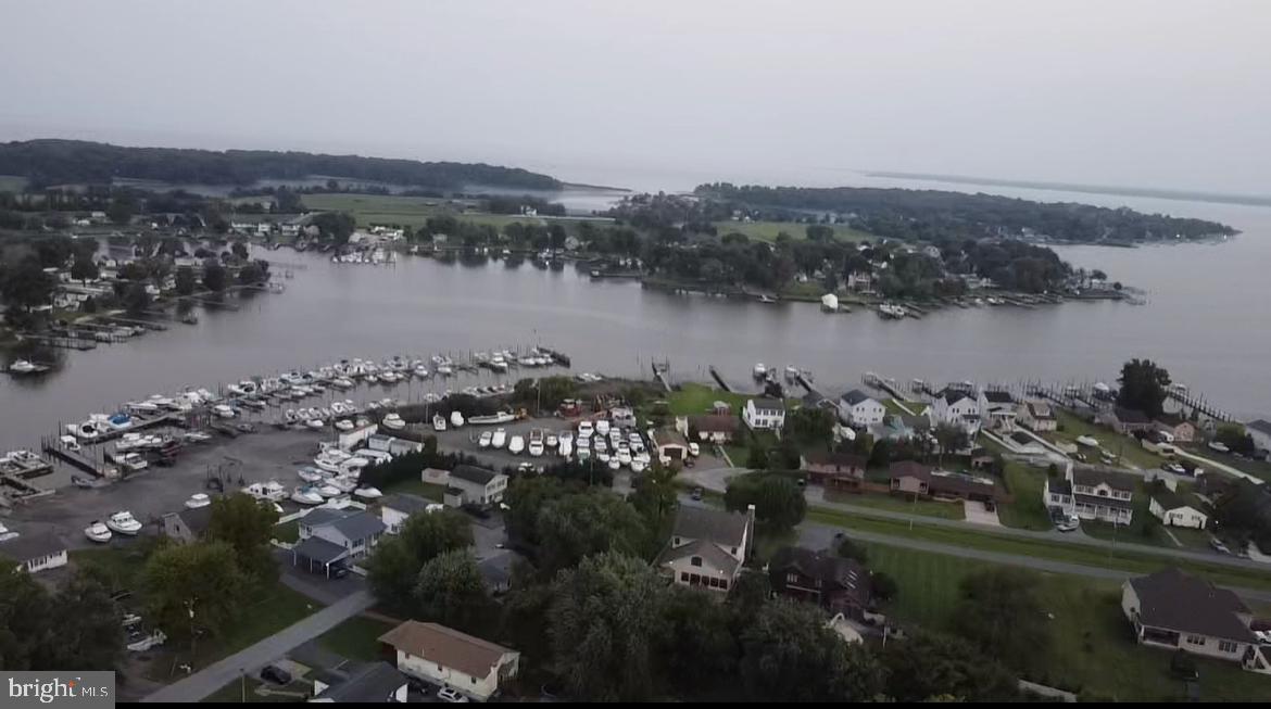 7723 North Point Creek Road Baltimore, MD 21219 - Photo 14 of 15