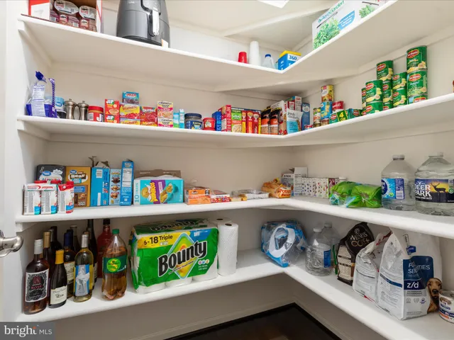 $570,000 | 110 Radford Court, Stephens City, VA 22655