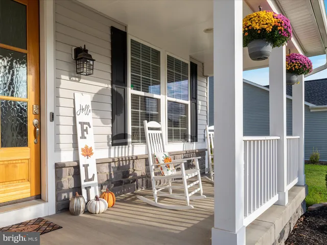 $570,000 | 110 Radford Court, Stephens City, VA 22655