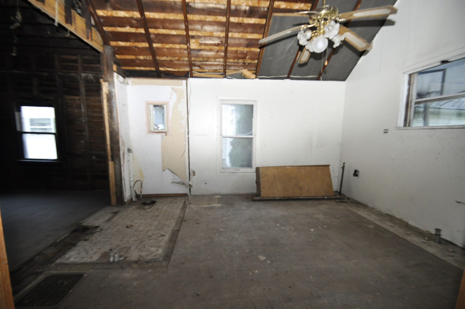 919 Webster Street Ottawa, IL 61350 - Photo 9 of 27