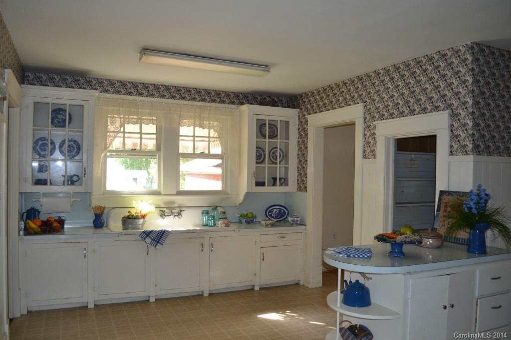 312 West Rice Street Landis, NC 28088 - Photo 3 of 15 Gallery Image 3