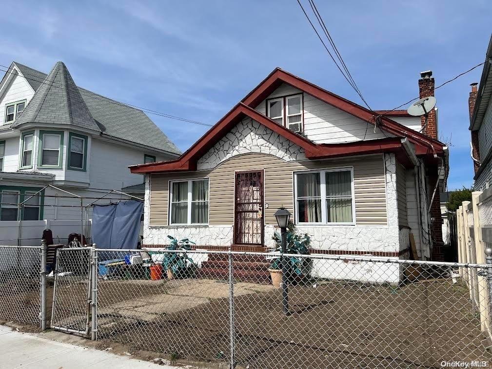 220-01 135th Avenue Queens, NY 11413 - Photo 3 of 5