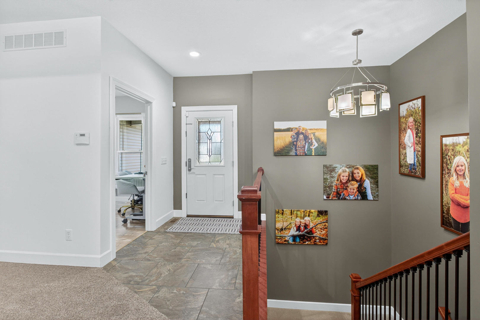 5612 Judge Road Bettendorf, IA 52722 - Photo 5 of 49