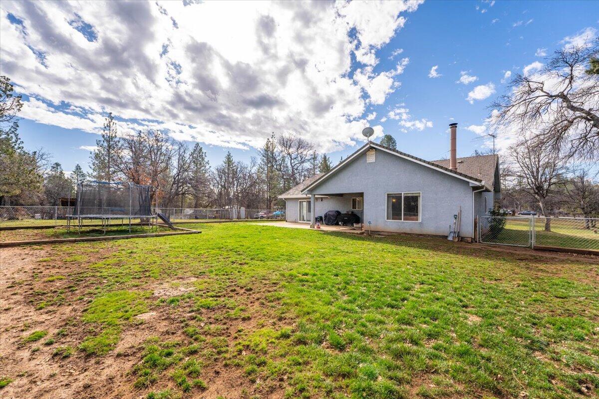 43139 Shoshoni Loop Fall River Mills, CA 96028 - Photo 28 of 57 35-43139 Shoshoni Loop (38 of 55)