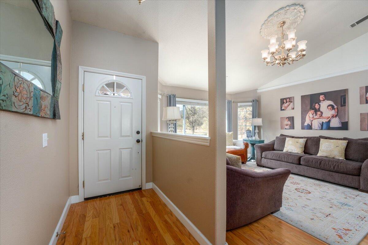 43139 Shoshoni Loop Fall River Mills, CA 96028 - Photo 3 of 57 09-43139 Shoshoni Loop (11 of 55)