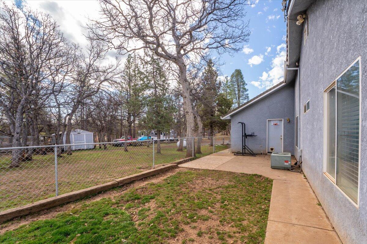 43139 Shoshoni Loop Fall River Mills, CA 96028 - Photo 38 of 57 45-43139 Shoshoni Loop (39 of 55)