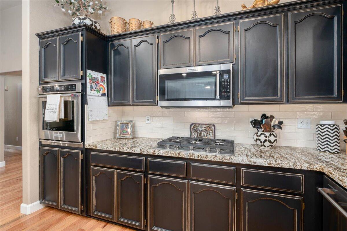 43139 Shoshoni Loop Fall River Mills, CA 96028 - Photo 10 of 57 16-43139 Shoshoni Loop (6 of 55)