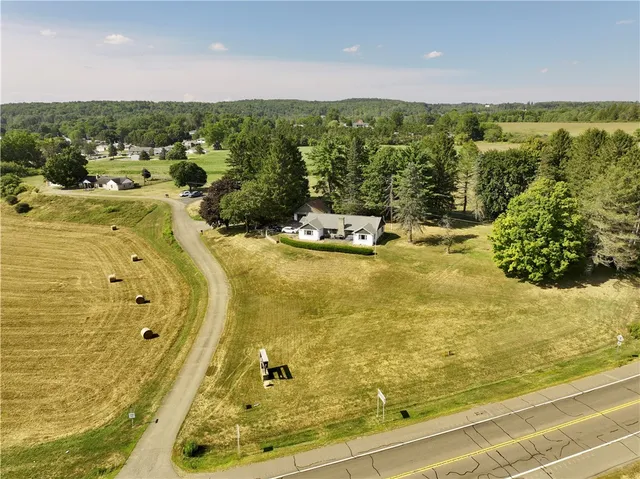 $250,000 | 10 Fairlawn Drive, Horseheads, NY 14845