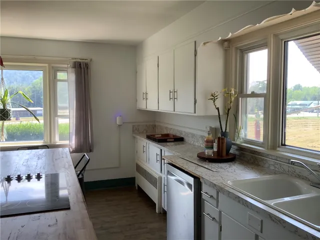 $250,000 | 10 Fairlawn Drive, Horseheads, NY 14845