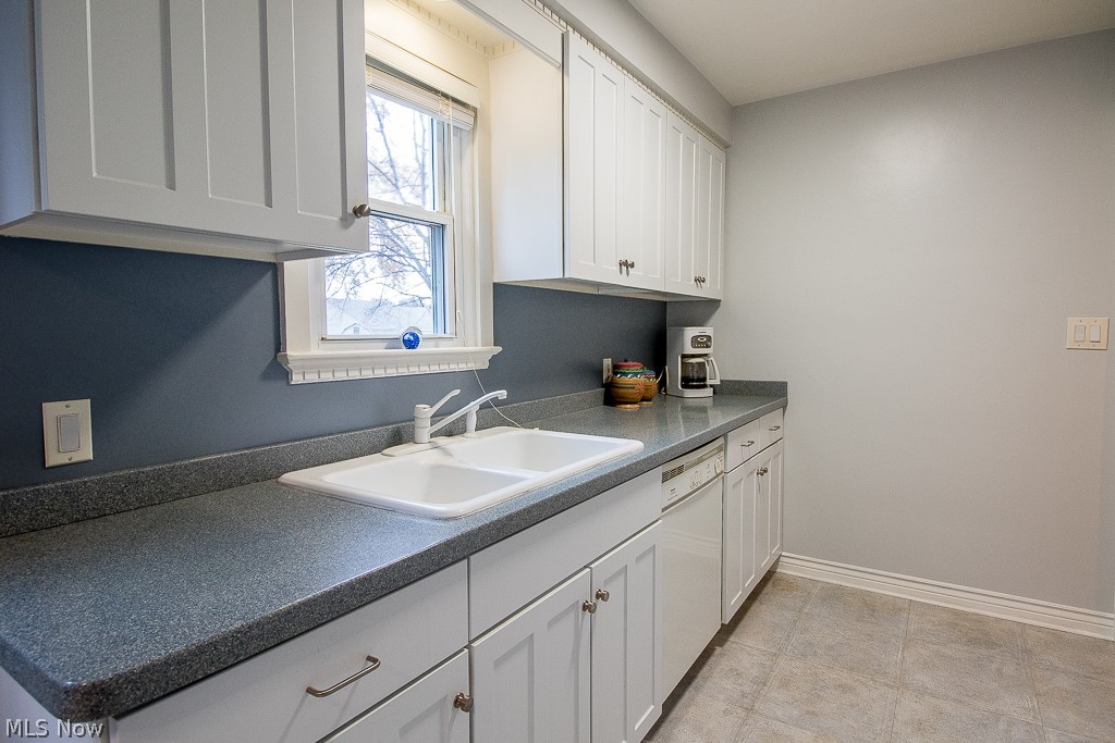 30825 Clarmont Road Willowick, OH 44095 - Photo 12 of 28