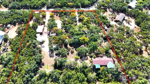 $999,000 | 120 Cedar Bend Road, Wimberley, TX 78676