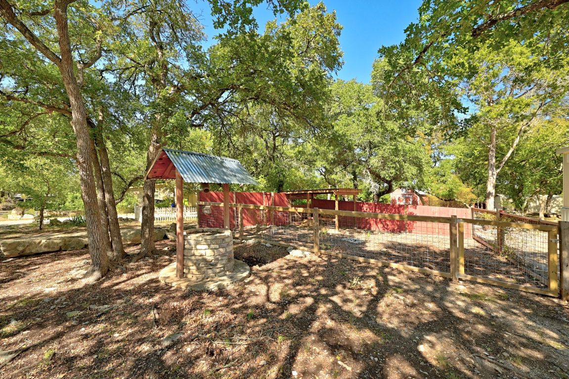 120 Cedar Bend Road Wimberley, TX 78676 - Photo 38 of 40 Fenced Chicken Coup or other area