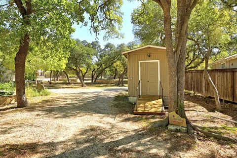 $999,000 | 120 Cedar Bend Road, Wimberley, TX 78676