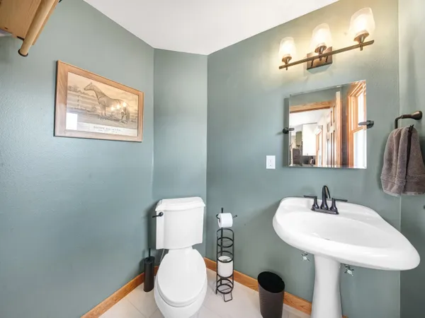 $365,000 | 4224 South 91st Street, Greenfield, WI 53228