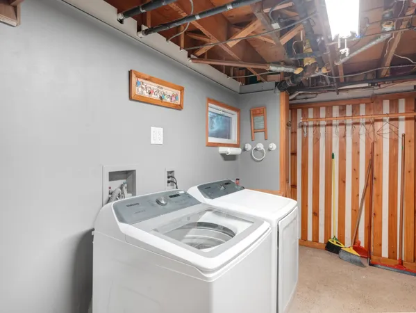 $365,000 | 4224 South 91st Street, Greenfield, WI 53228