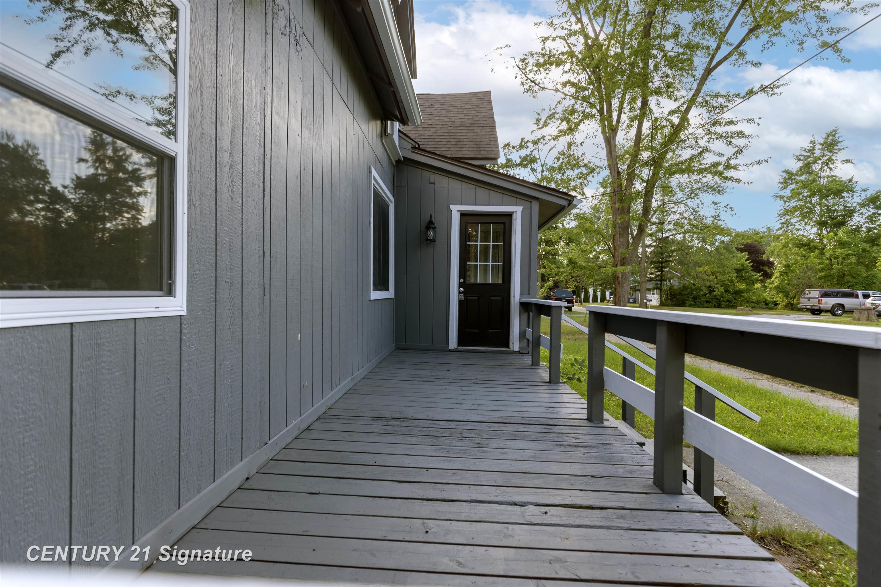 611 West 2nd Street Pinconning, MI 48650 - Photo 5 of 38