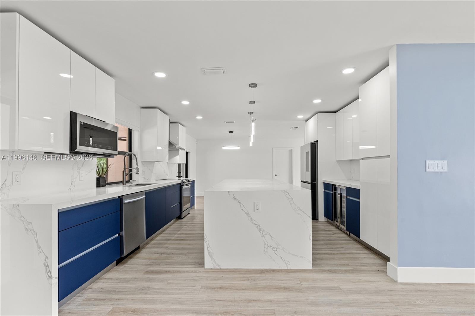 10625 Southwest 79th Place Miami, FL 33156 - Photo 11 of 40