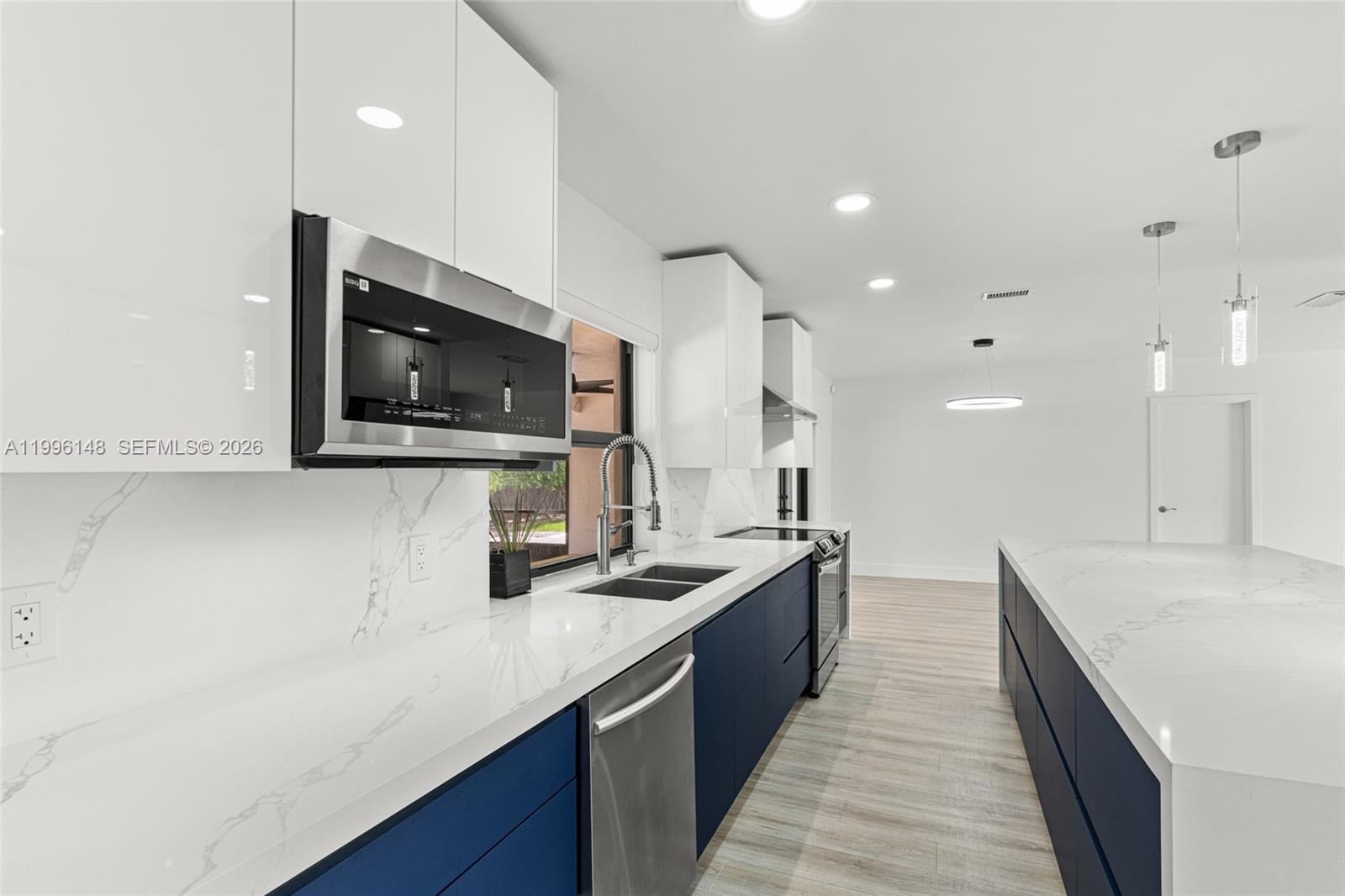 10625 Southwest 79th Place Miami, FL 33156 - Photo 12 of 40