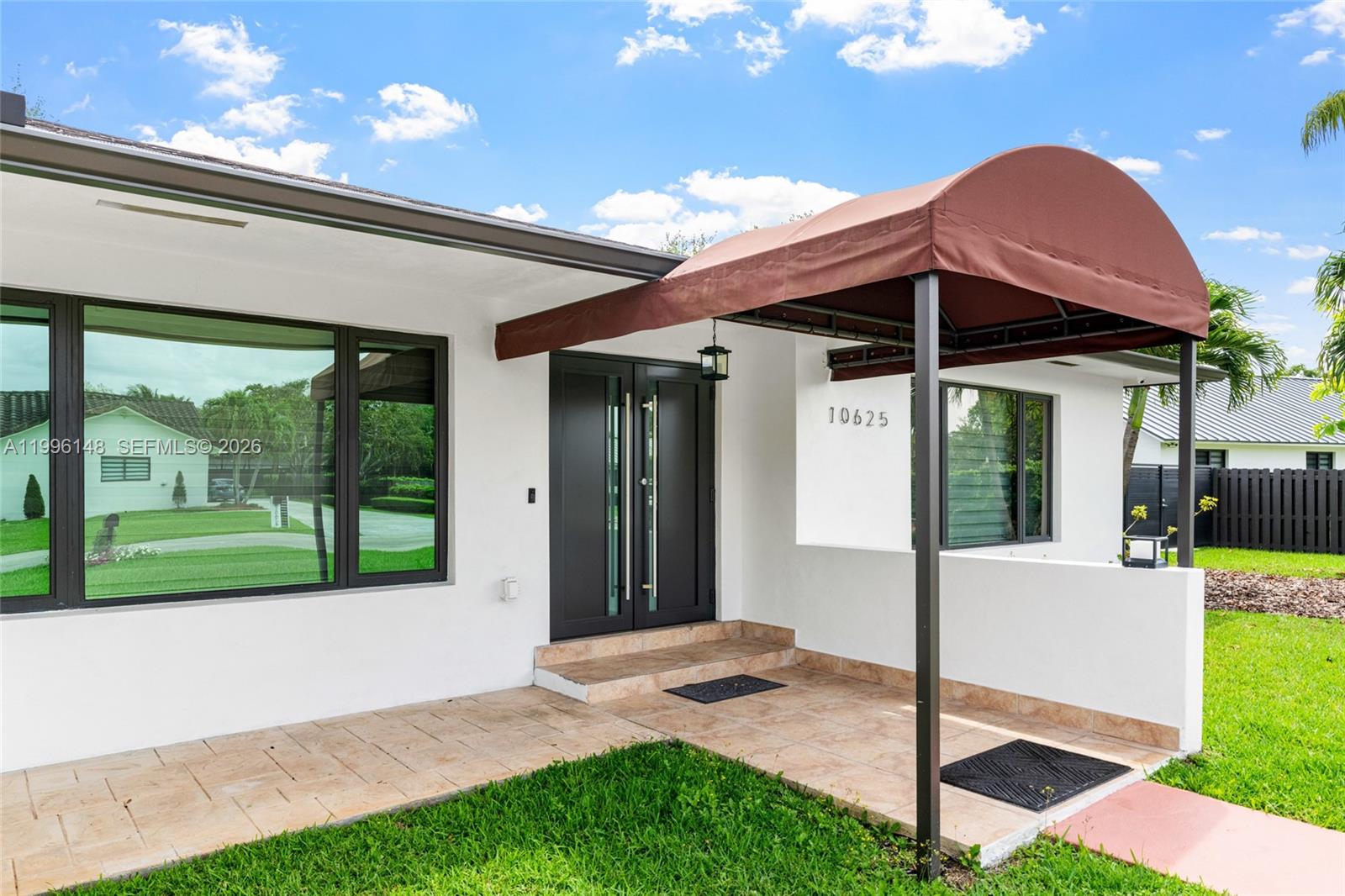 10625 Southwest 79th Place Miami, FL 33156 - Photo 5 of 40