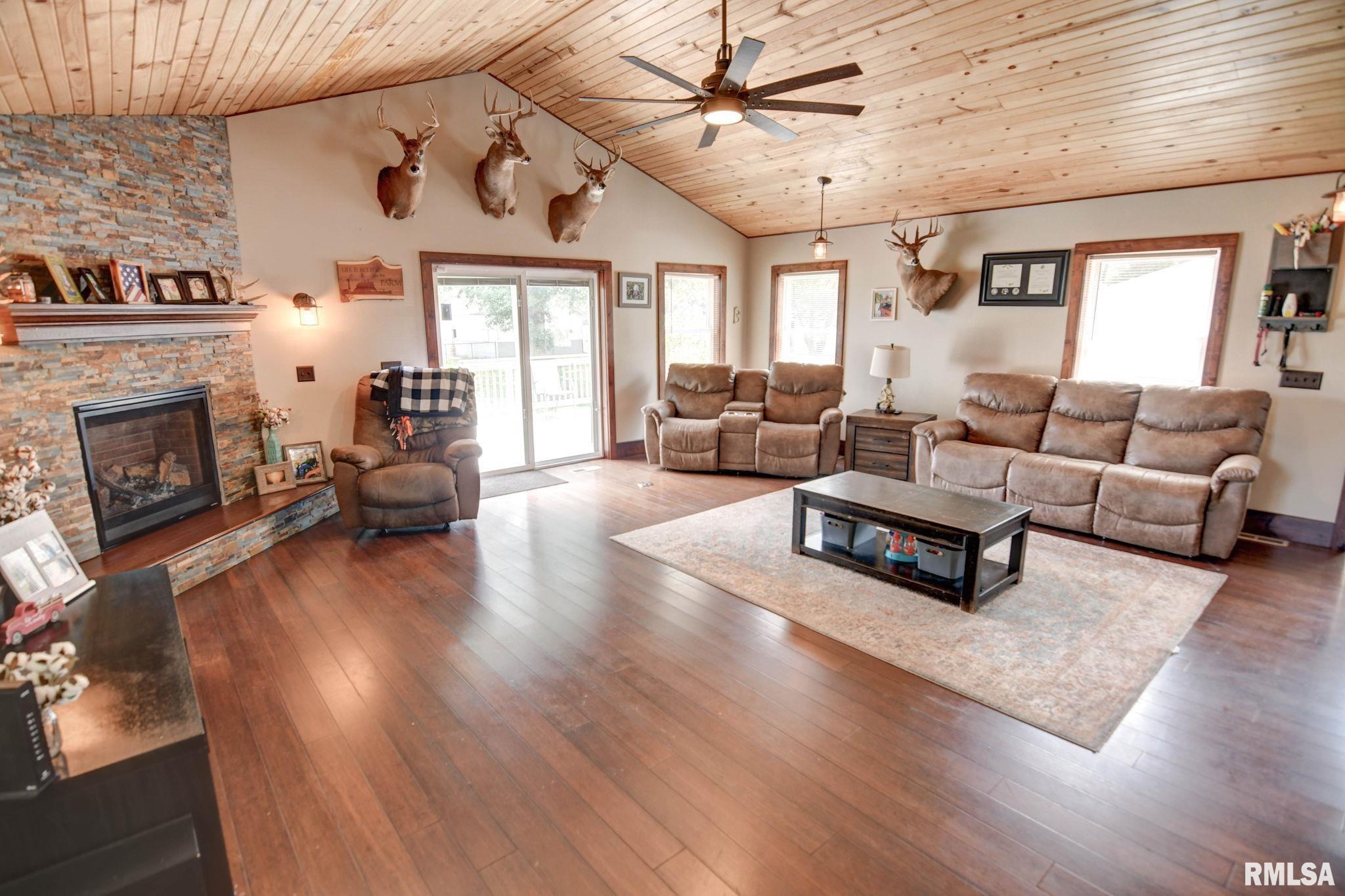 6072 Iron Bridge Road Chatham, IL 62629 - Photo 23 of 50