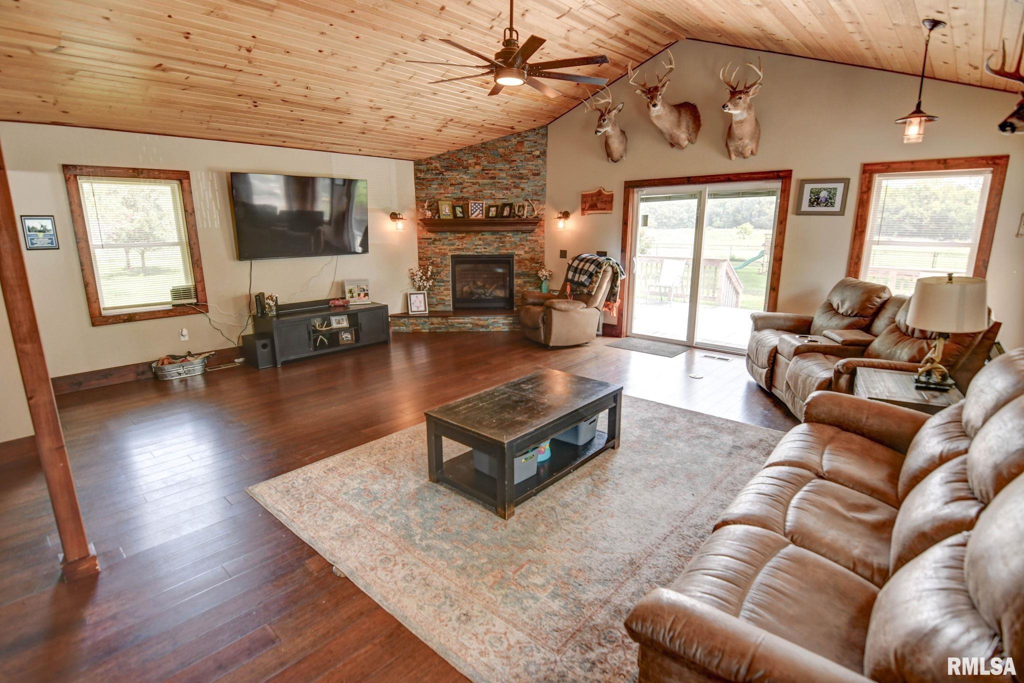 6072 Iron Bridge Road Chatham, IL 62629 - Photo 43 of 50